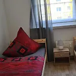 Neue Monteur Und Handwerker In Mit 3 Schlafzimmern 6 Personen Btr 174 Apartment Magdeburg