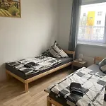 Neue Monteur Und Handwerker In Mit 3 Schlafzimmern 6 Personen Btr 174 Apartment