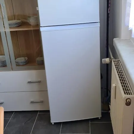 Apartment Monteur Und In Mit 3 Schlafzimmern 6 Personen Btr 174 Magdeburg