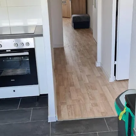Monteur Und In Mit 3 Schlafzimmern 6 Personen Btr 174 Apartment *