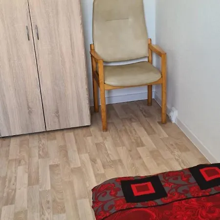 Monteur Und In Mit 3 Schlafzimmern 6 Personen Btr 174 Magdeburg