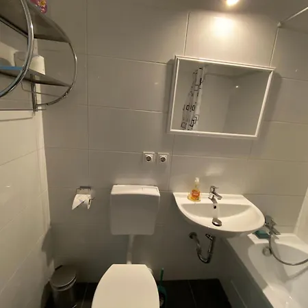 Apartment Monteur Und In Mit 3 Schlafzimmern 6 Personen Btr 174 Magdeburg