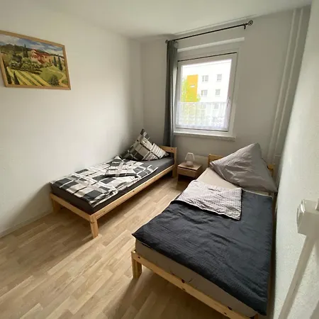 Neue Monteur Und Handwerker In Mit 3 Schlafzimmern 6 Personen Btr 174