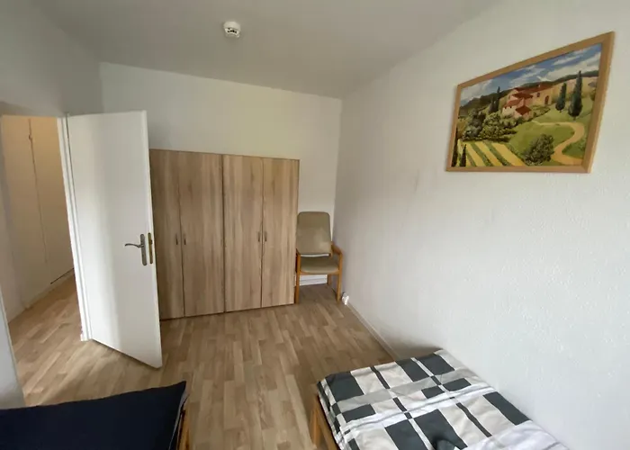 Apartamento Neue Monteur Und Handwerker In Mit 3 Schlafzimmern 6 Personen Btr 174